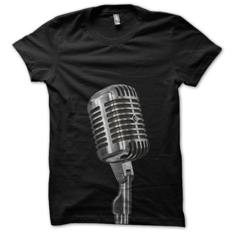 black tee shirt maicrophone